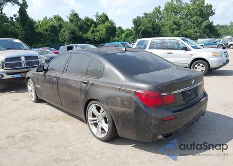 2013 BMW 740I z USA, uszkodzony, nr VIN WBAYA6C50DD143312